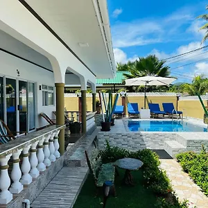 https://happy-stay-villa.maheislandhotels.com